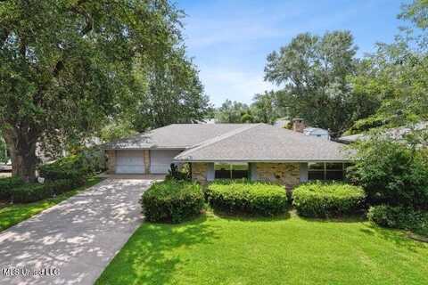 786 Maui Place, Diamondhead, MS 39525