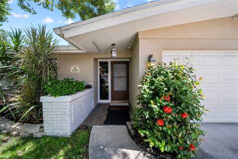 1372 S HILLCREST AVENUE, CLEARWATER, FL 33756
