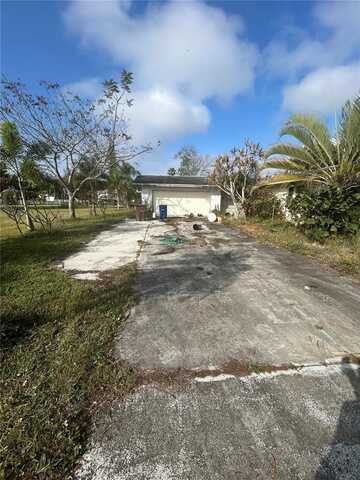 2137 SAINT CROIX AVENUE, FORT MYERS, FL 33905