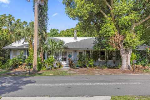 5550 HURON STREET, MOUNT DORA, FL 32757