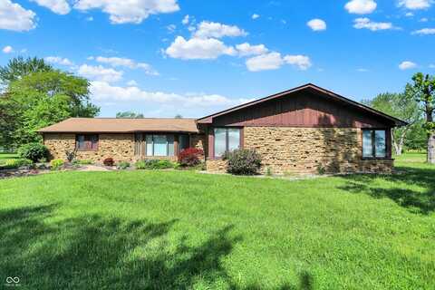 5272 N Graham Road, Whiteland, IN 46184