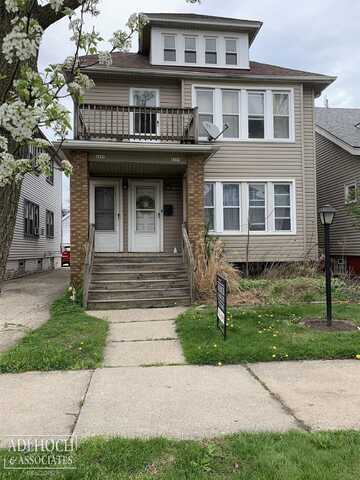 1258/60 Wayburn, Grosse Pointe Park, MI 48230