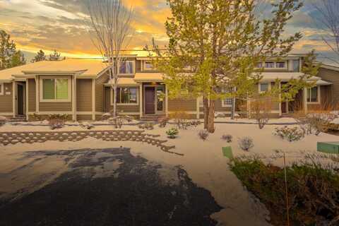1421 Highland View Loop, Redmond, OR 97756