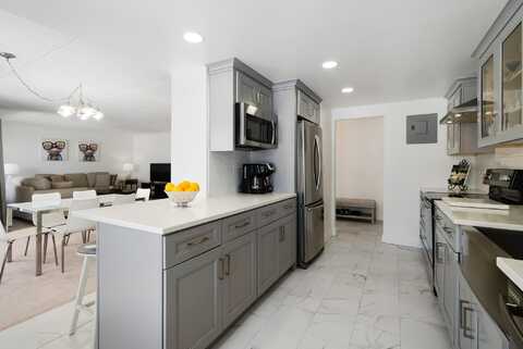 400 High Point Drive, Hartsdale, NY 10530