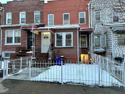 936 E 221st Street, Bronx, NY 10469