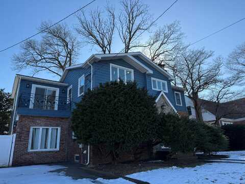 1012 Centennial Avenue, Baldwin, NY 11510