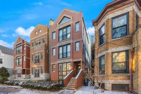 3732 N Kenmore Avenue, Chicago, IL 60613