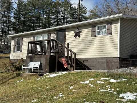 137 E Starlight Way, BLUEFIELD, WV 24701