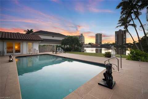 319 Pirates Bight, NAPLES, FL 34103
