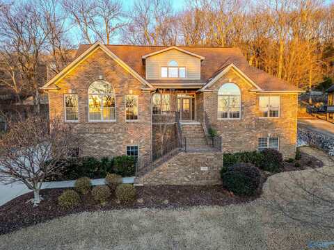 2106 Greenslope Trail NE, Huntsville, AL 35811