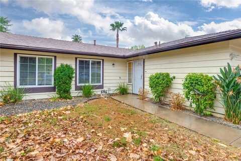 615 Highlands Road, Lake Elsinore, CA 92530