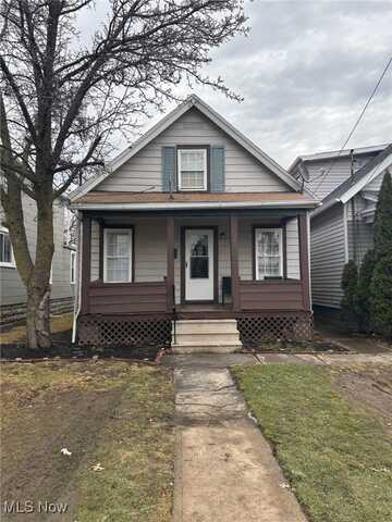 1033 Washington Avenue, Lorain, OH 44052