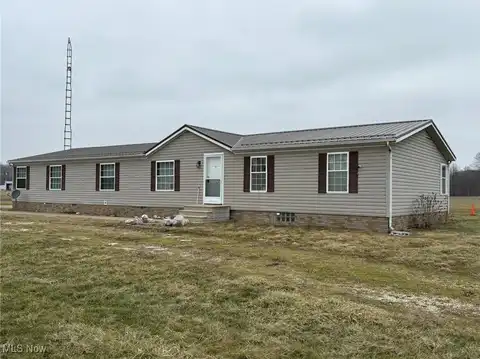 7039 Mckee Road NE, Mineral City, OH 44656