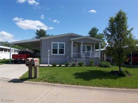 216 Pin Oak Circle, Elyria, OH 44035