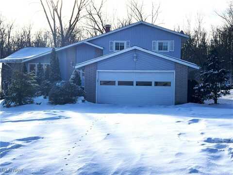 2721 Fleger Drive, Parma, OH 44134