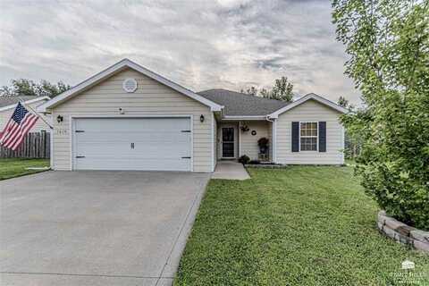 1619 14th Street Place, Junction City, KS 66441