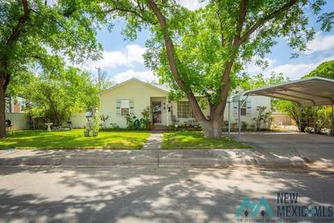 912 S 6th St Street, Artesia, NM 88210