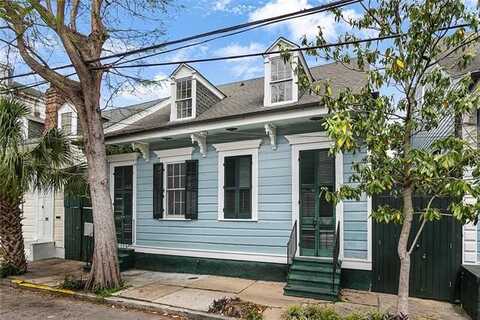 2615 CHARTRES Street, New Orleans, LA 70117