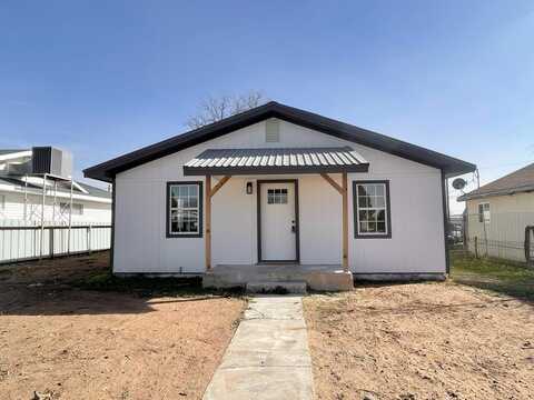 619 SW 6th St, Seminole, TX 79360