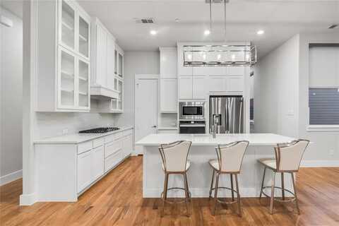 625 N Tyler Street, Dallas, TX 75208