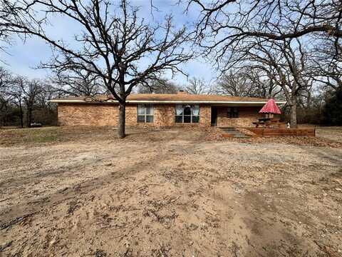 1304 W Wise Street, Bowie, TX 76230