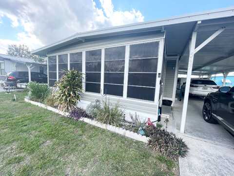 5147 Idyll Ln, Zephyrhills, FL 33541