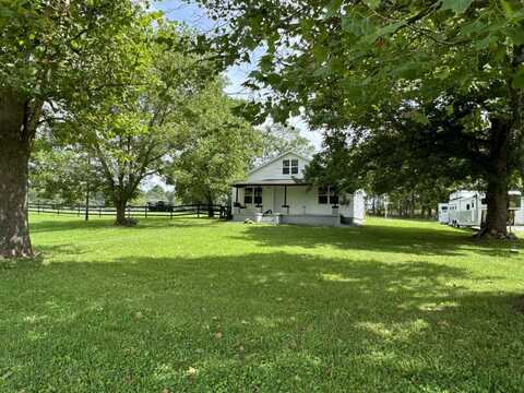 2530 Roslin Rd, Deer Lodge, TN 37726