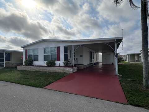 497 Avanti Way Blvd, Fort Myers, FL 33917