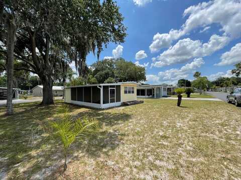5222 Redwing St, Zephyrhills, FL 33541