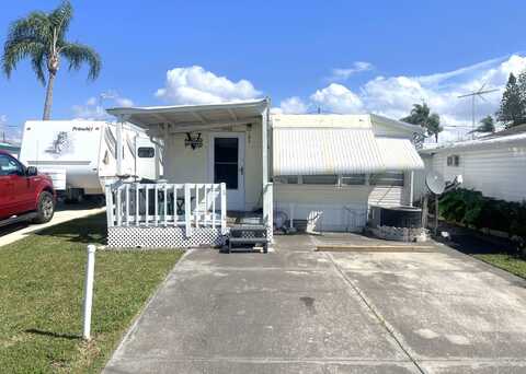 4699 Continental Dr, Holiday, FL 34690