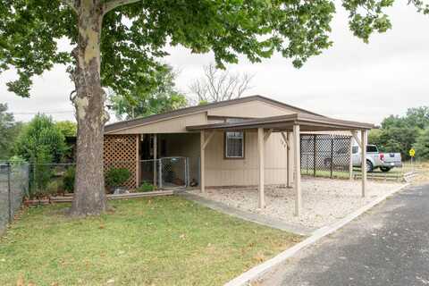 104 Green Meadow, Kerrville, TX 78028