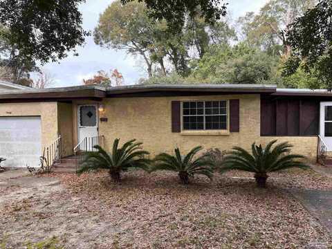 20 Redwood Cir, Pensacola, FL 32506