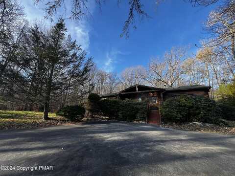 456 Devils Hole Road, Cresco, PA 18326