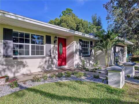 5040 N Baywood Drive, Beverly Hills, FL 34465