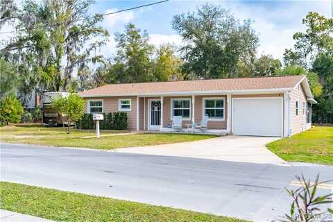 305 NE 1st Avenue, Crystal River, FL 34429