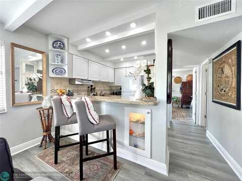 2124 NE 5th Ave, Wilton Manors, FL 33305