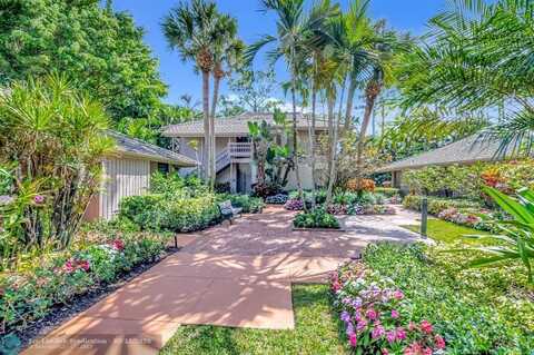 6925 Rain Forest Dr, Boca Raton, FL 33434