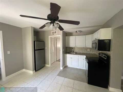 3361 NE 16th Ave, Oakland Park, FL 33334