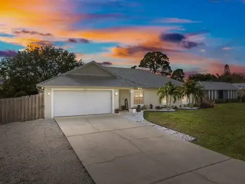 382 SE Bayview Terrace, Port Saint Lucie, FL 34983