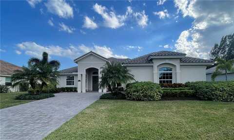 3036 Berkley Square Way, Vero Beach, FL 32966