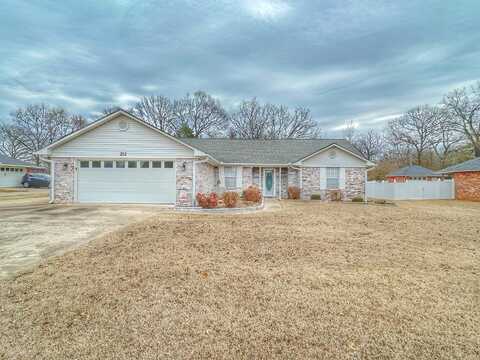 212 Cherokee Lane, Clarksville, AR 72830