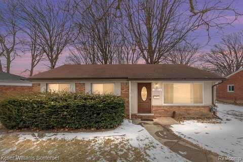 28013 SELKIRK Street, Southfield, MI 48076