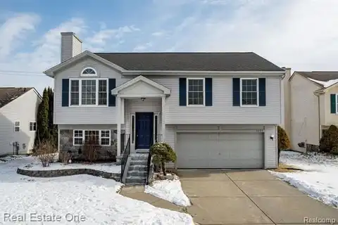 5895 NORTHRIDGE Circle, Waterford, MI 48327