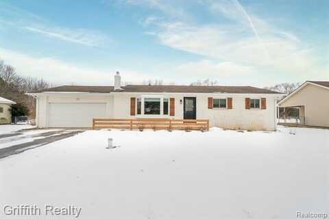 1746 S HICKORY RIDGE Road, Milford, MI 48380