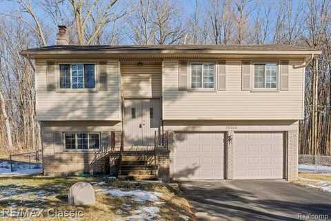 25668 STRATH HAVEN Drive, Novi, MI 48374