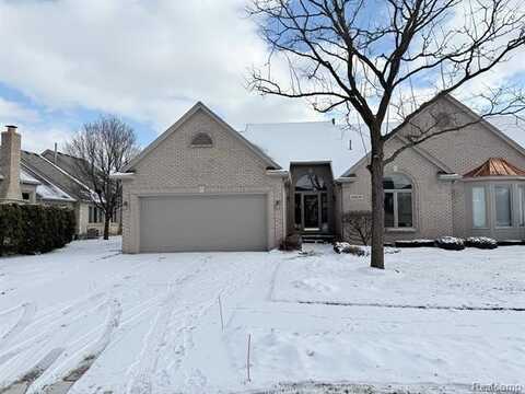 45676 SEAFORD Drive, Macomb, MI 48044