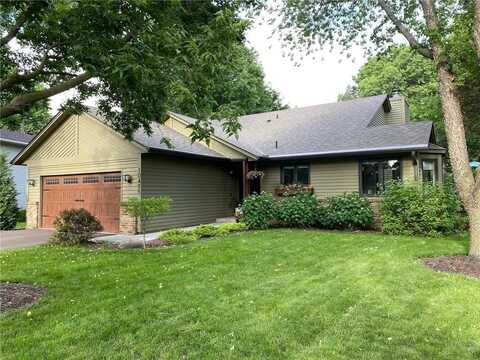 10495 Homeward Hills Road, Eden Prairie, MN 55347