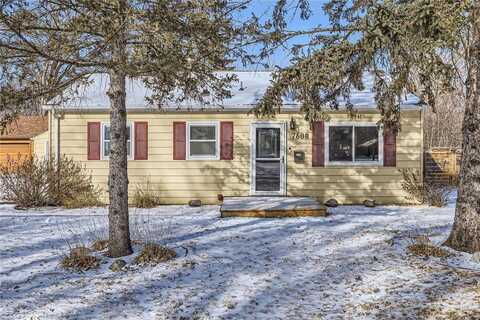 7608 59th Place N, Crystal, MN 55428