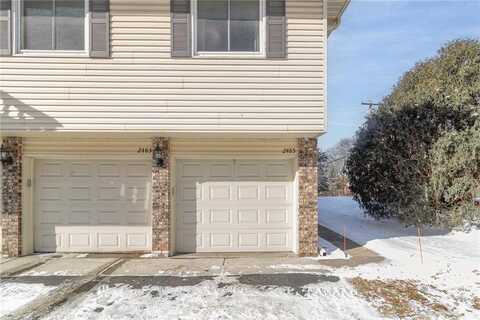 2485 Grenadier Avenue N, Oakdale, MN 55128