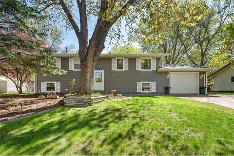 10617 Xavis Street NW, Coon Rapids, MN 55433